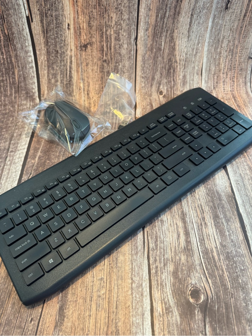 Preowned ONN Wireless Black Keyboard and Mouse Combo Item #PHK7906